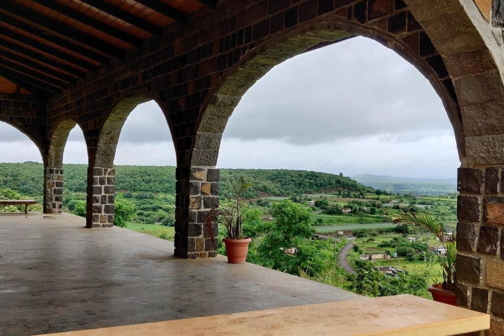נאסיק Eze Nof - A Hilltop Villa With 360º Water View מראה חיצוני תמונה